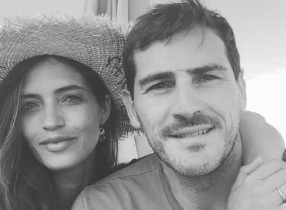 卡西利亚斯与妻子的故事,卡西利亚斯携娇妻亮相