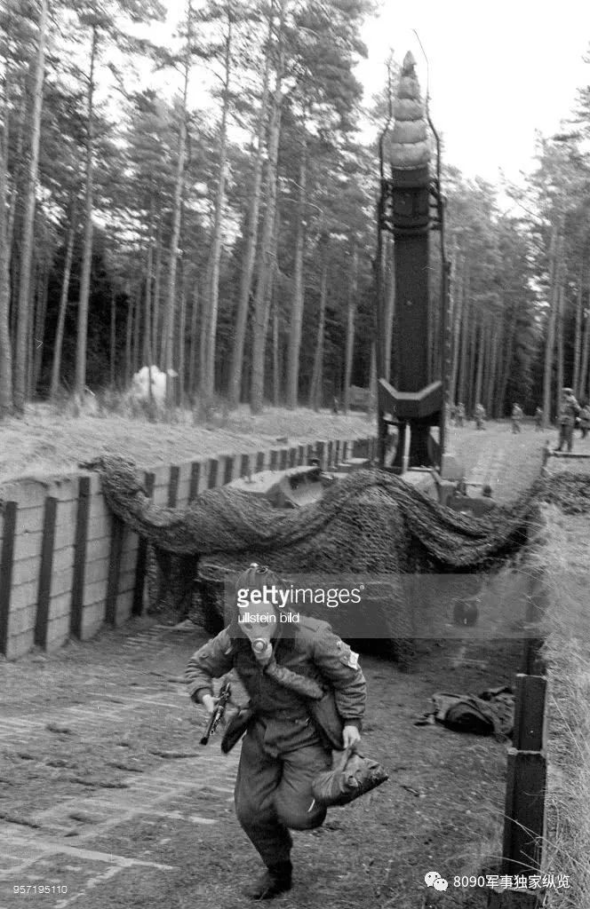 打一场防守反击仗中美联合研制的NFV-1步战车简直是战场“神器”