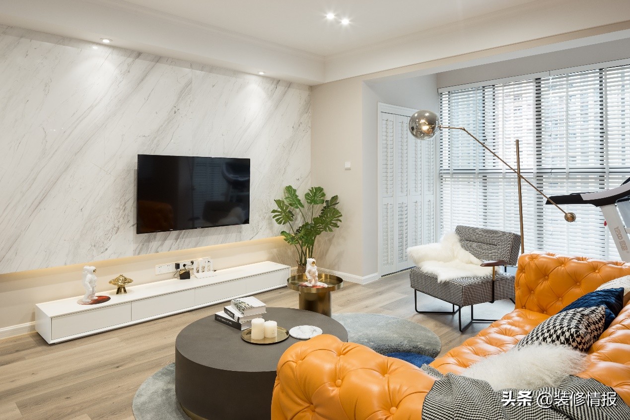 轻奢就是年轻人的奢华感,极致轻奢的独到质感