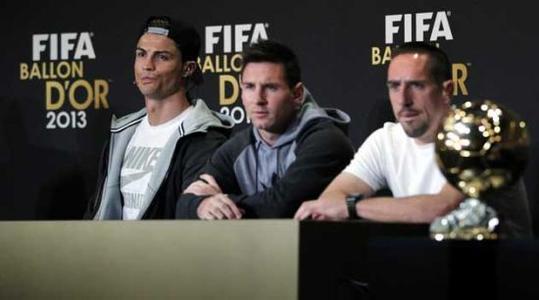 莱万为什么能拿金球奖,2021金球奖为什么应该给莱万