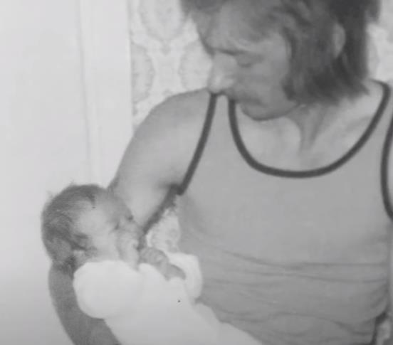 贝克汉姆从踢球到退役用了多少年,贝克汉姆出生经历