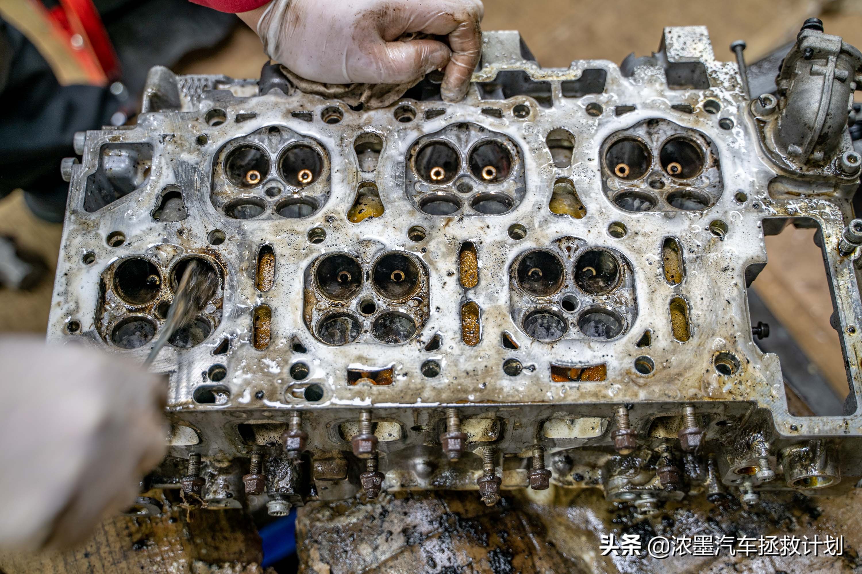 大众辉腾vr6,德系老款大众辉腾