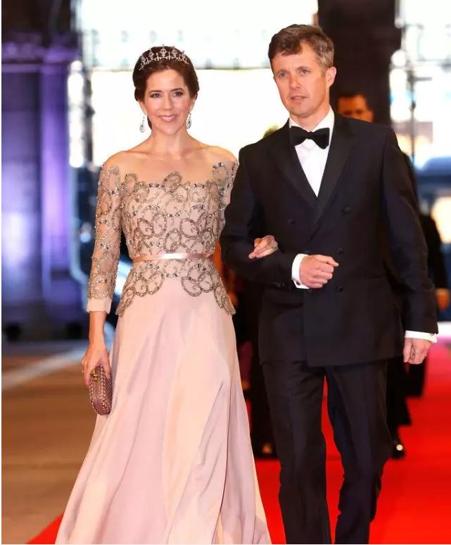 丹麦王储妃玛丽的老公叫什么,丹麦王储妃玛丽有没有生孩子