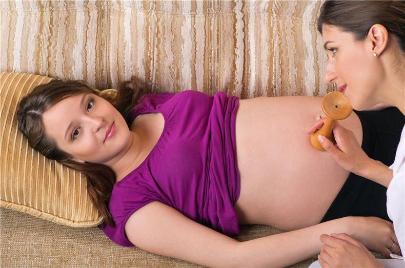 胎儿总是喜欢在左边动,胎儿为什么都喜欢在晚上发动