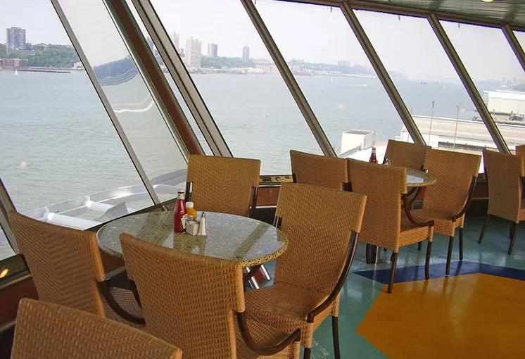 带小宝宝吃自助餐,关于吃自助餐的英语表达