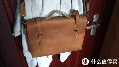 “钢铁直男”也应该拥有一个好看的包，10款百元男包推荐