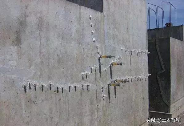 混凝土结构裂缝表面处理法,混凝土怎么预防裂缝