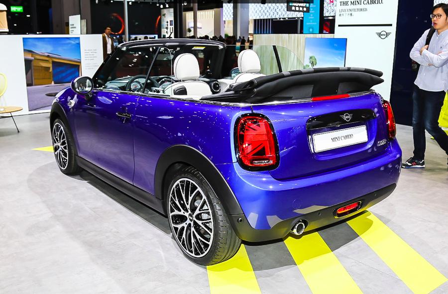 哪款四座敞篷车性价比最高,这三款豪华中大型轿车值得拥有