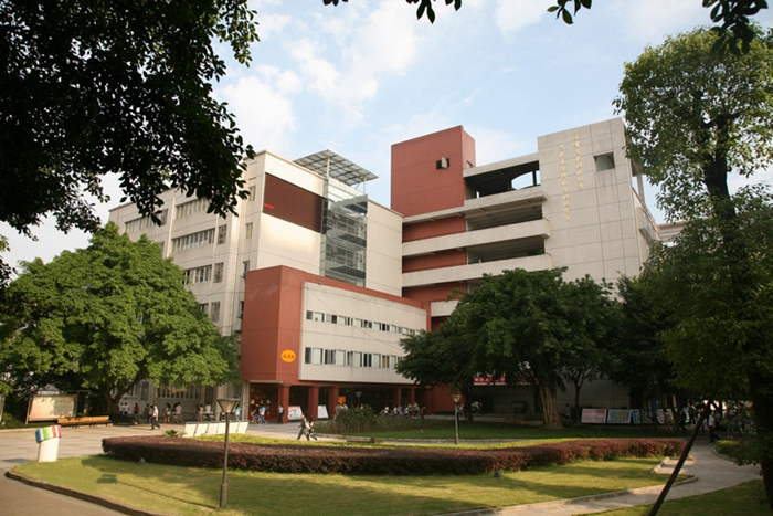 重庆哪所学校环境最好,重庆环境最差的学校