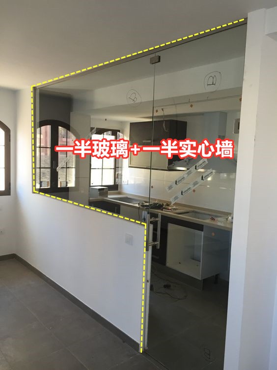整个房子都是玻璃墙好吗,厨房半开放式玻璃墙好吗安全吗