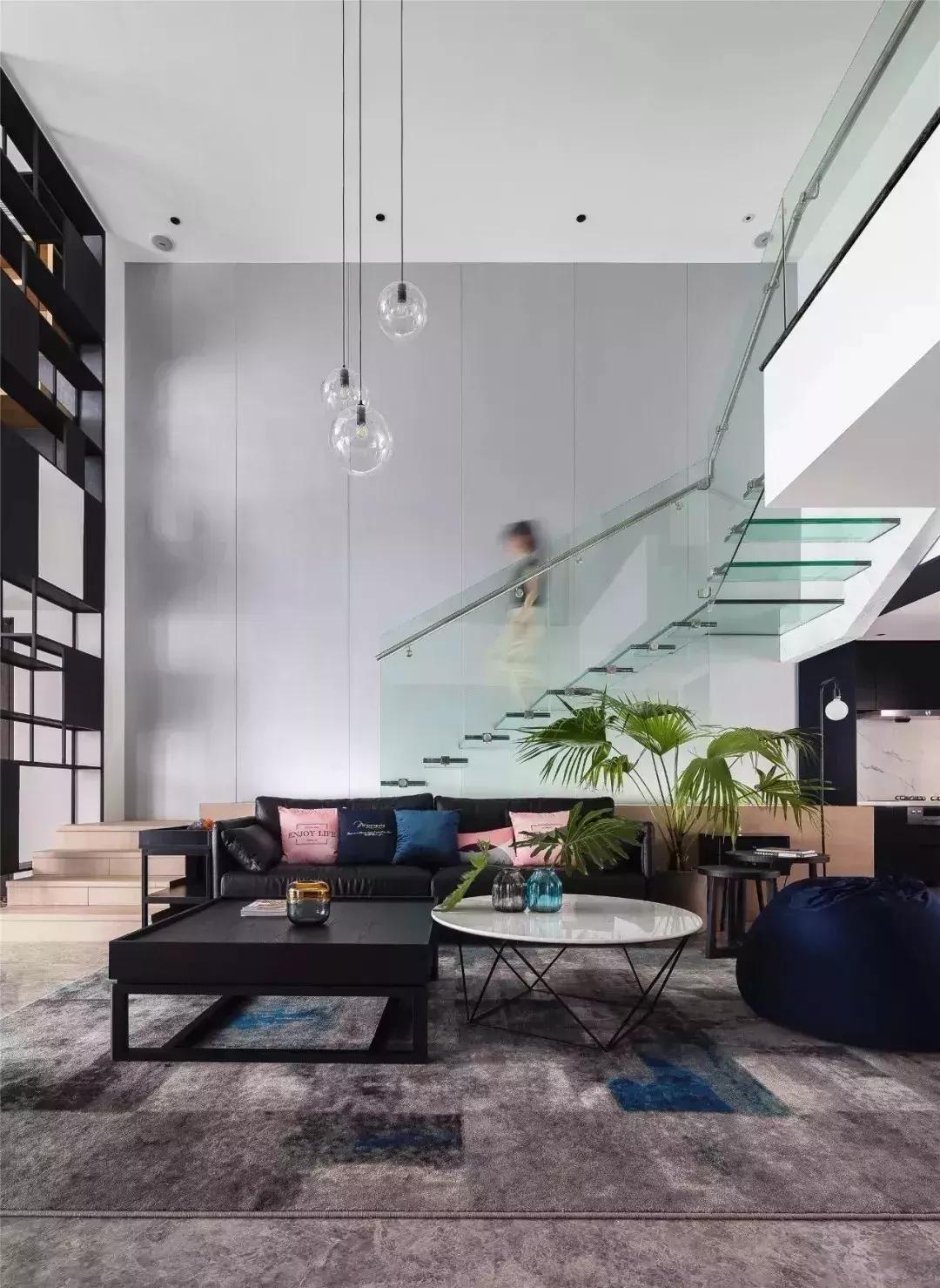 楼梯这样设计才惊艳,楼梯下空间怎么设计高级