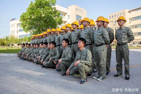 厉兵秣马备战,厉兵秣马迎鏖战蓄势待发再前进