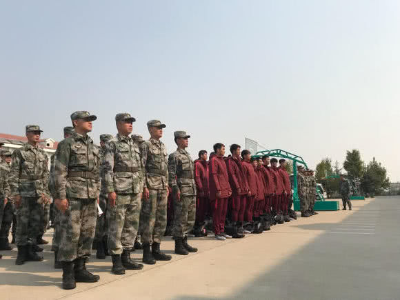 涓浗鐢疯冻鍦熺偖灏勫嚮,涓浗鐢疯冻灏勫嚮