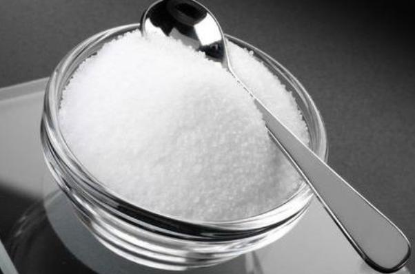 食盐受潮怎么处理,防止食盐结块有什么办法