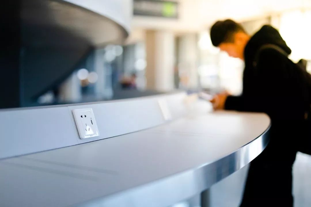 手机设置飞行模式有什么功能,为什么手机这么早就有飞行模式了