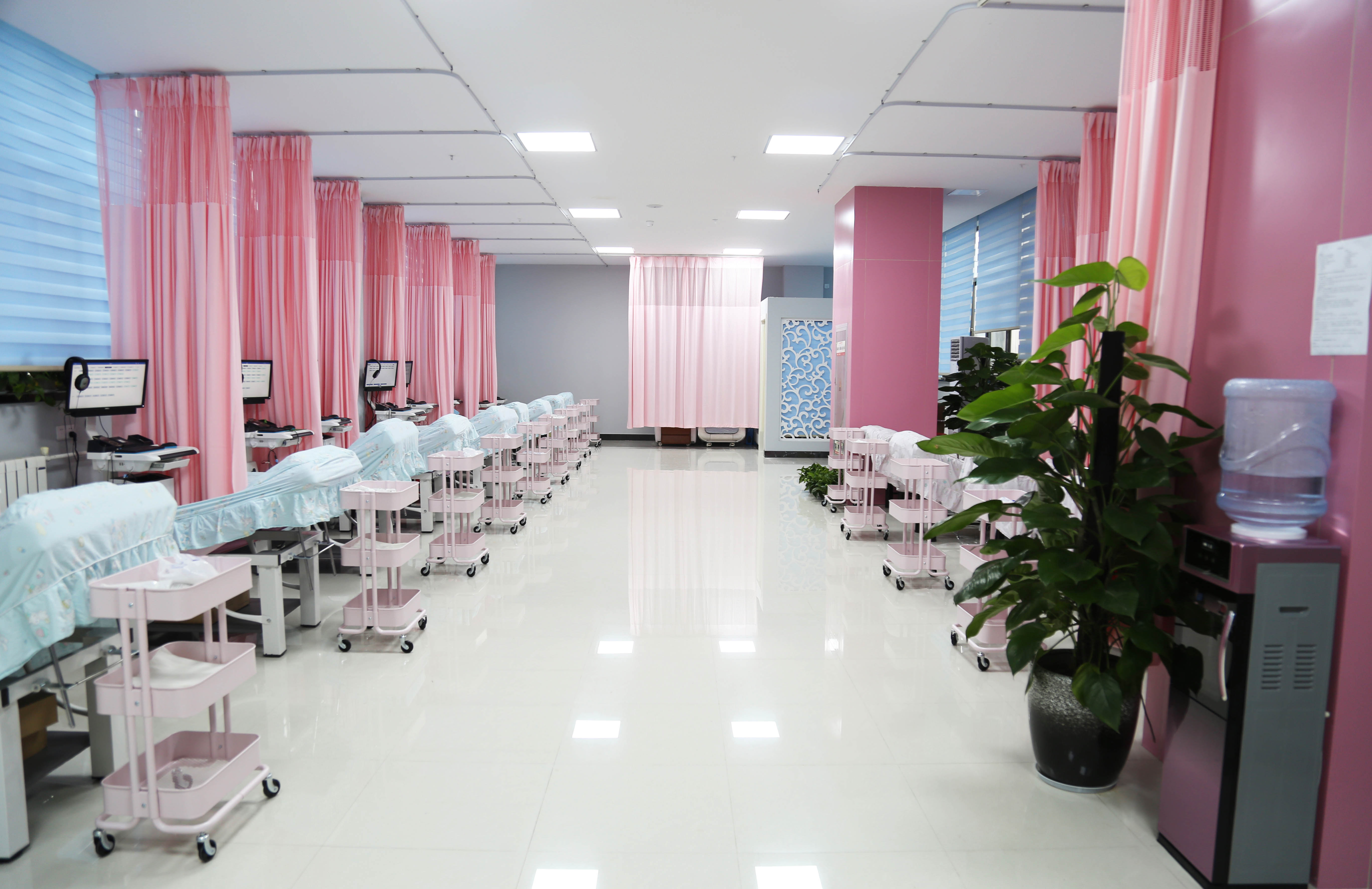 盆底功能障碍产后尿失禁,产后能憋住尿说明盆底肌没事么