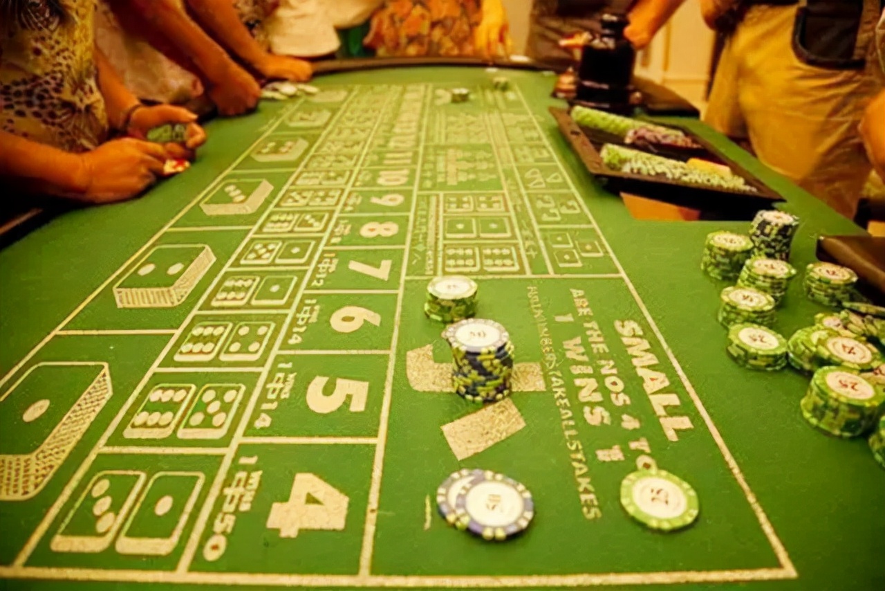 *场赌**如黑洞！澳门*场赌**的“*规则潜**”：不怕你赢钱，就怕你不玩