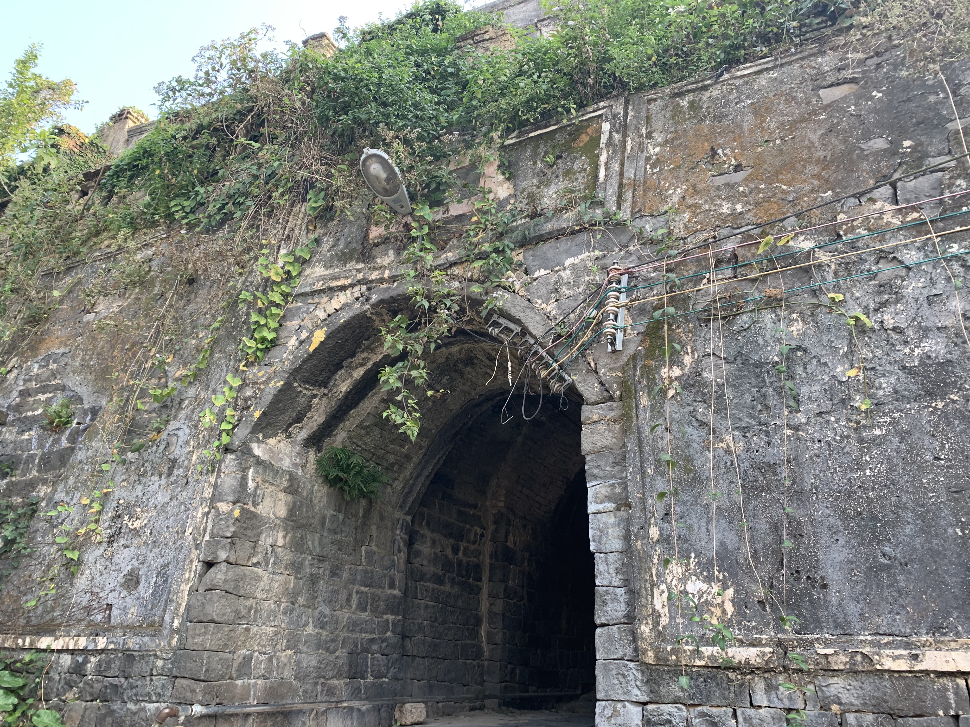 海南现存最完整具有代表性的古城,海南定城古城