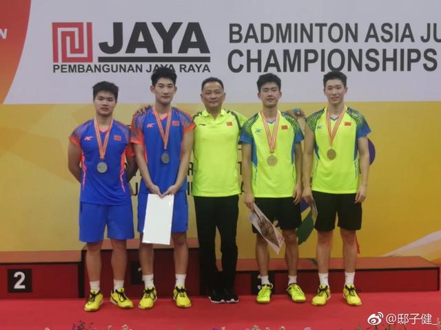 国羽教练组调整！羽协副主席担任男双主教练，风云组合恩师回归