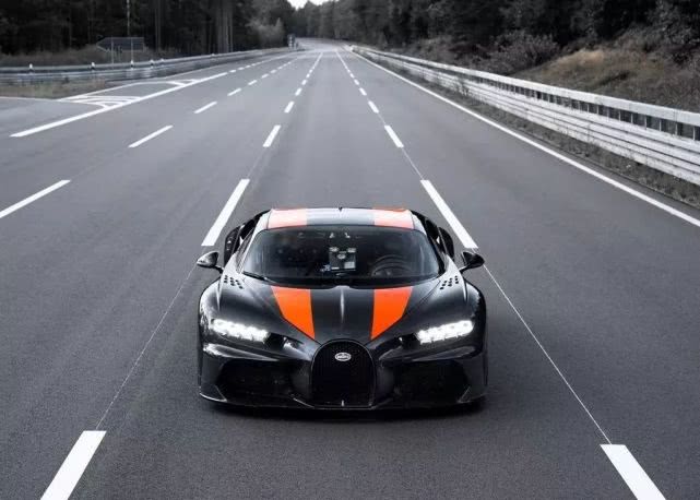 极速490公里,超跑490公里续航