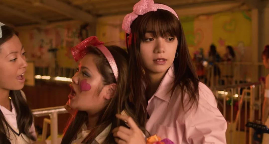 不输原版的日本版《阳光姐妹淘》：90年代日本女高中生的友情