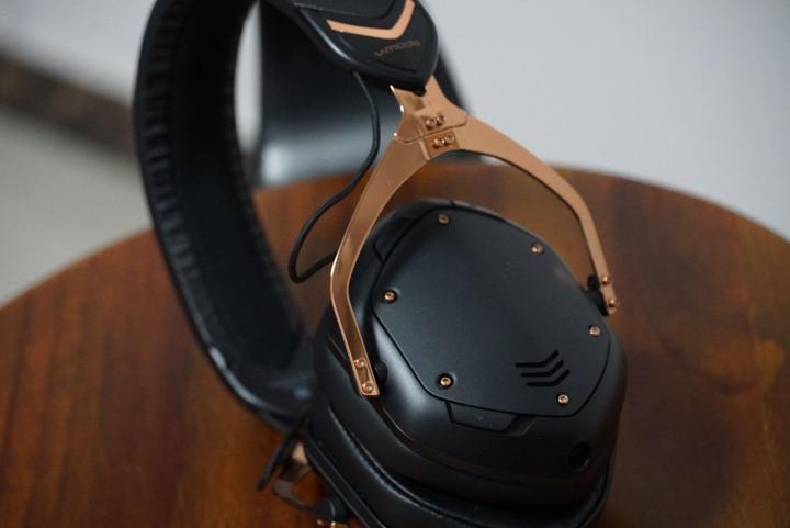 美国头戴式蓝牙耳机,可戴头盔的头戴式蓝牙耳机