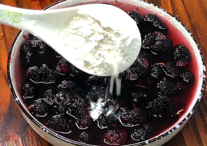 桑葚可以加盐洗吗,桑葚怎么洗能保留甜味