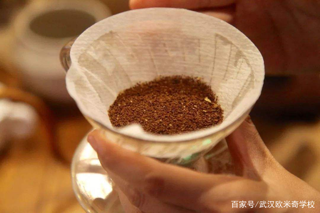 手冲挂耳咖啡教程,手冲咖啡新手入门学习注意事项