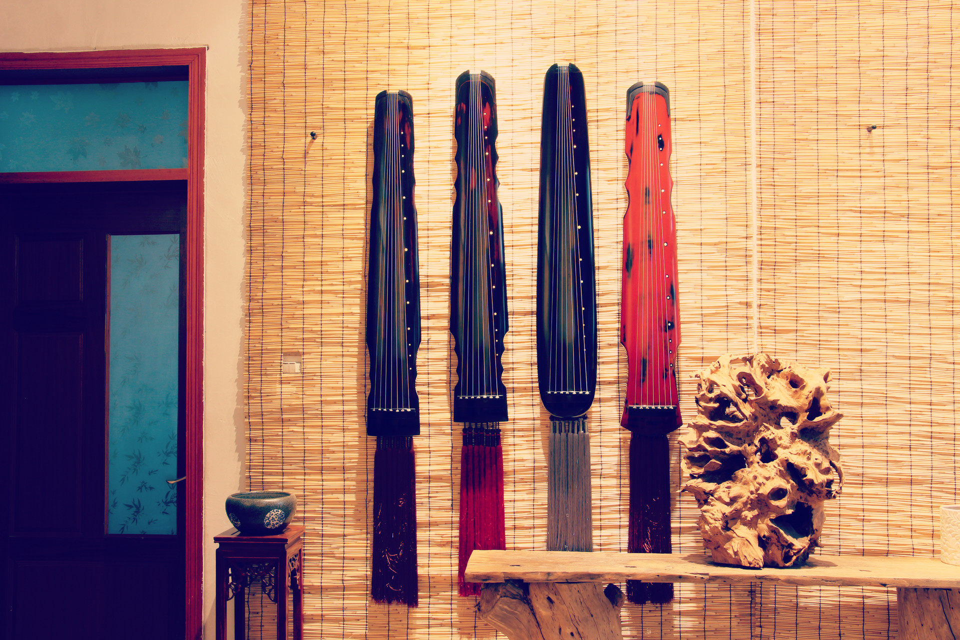 五月黄梅天三星白兰地,上联日月对星辰下联