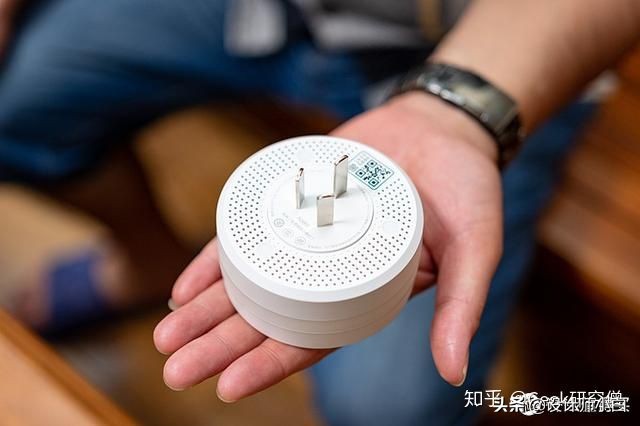 智能语音控制家用监控,语音控制全屋智能设备