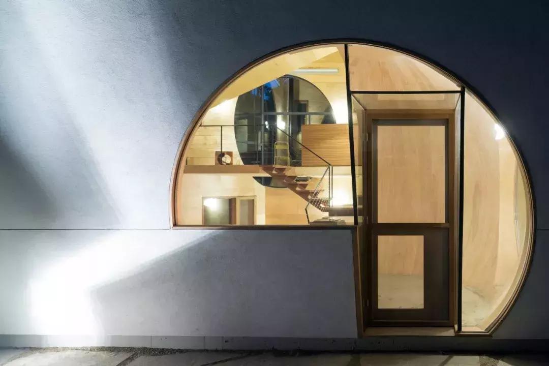 鏋椾腑灏忓眿甯冪疆,鏋椾腑灏忓眿涓紡