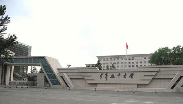 想当飞行员有什么途径,清北联合培养飞行员