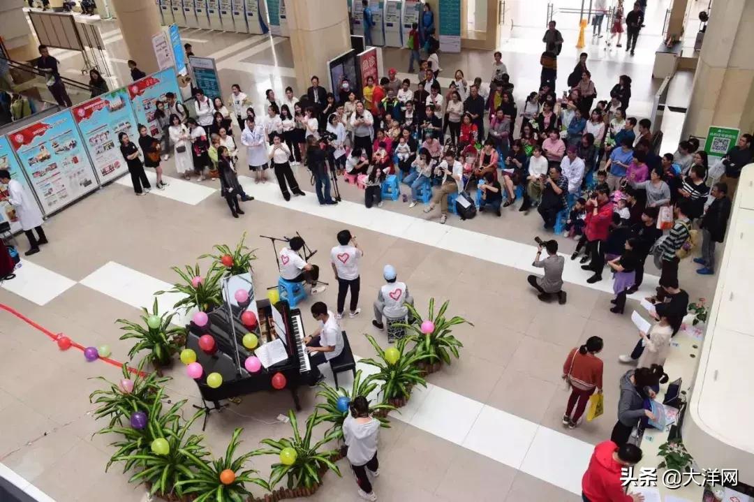 逛书店、叹咖啡、听音乐会……广州的医院越来越“不像”医院了！