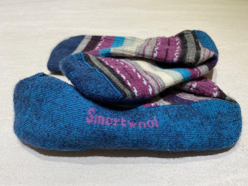 户外徒步必备的装备有哪些,户外徒步需要准备什么装备