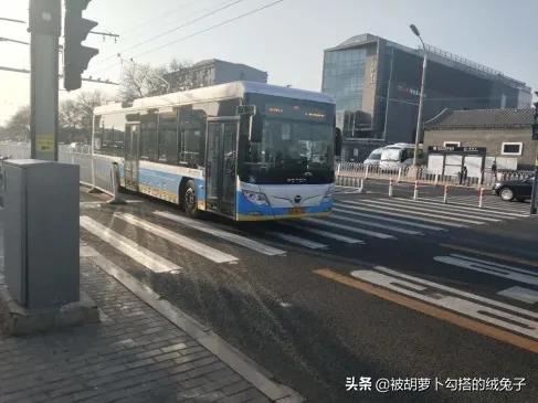 北京最小的地面地铁站,北京无轨电车3路