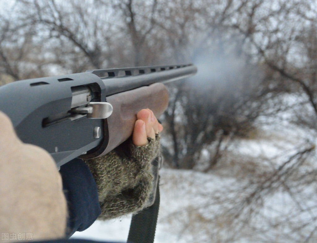 故事：江城飞侠是一对孩子，日军魂飞魄散，然而陷入了怪圈