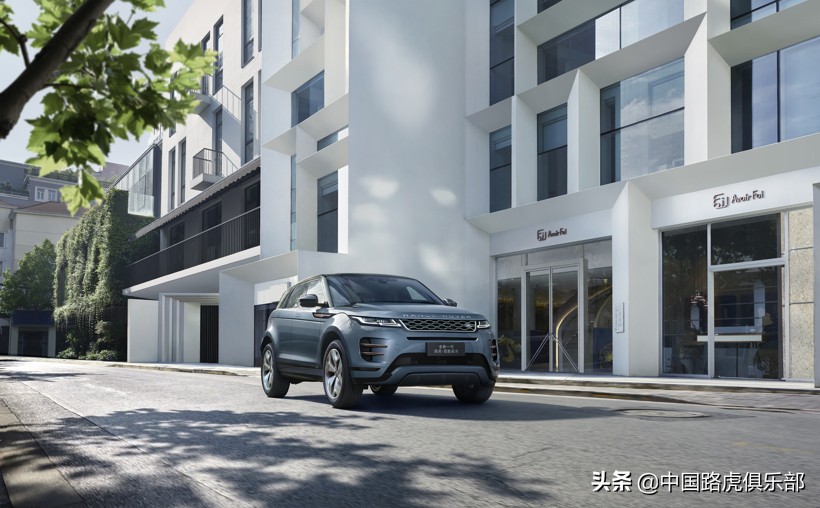 新一代路虎揽胜极光上市,新款路虎揽胜极光上市