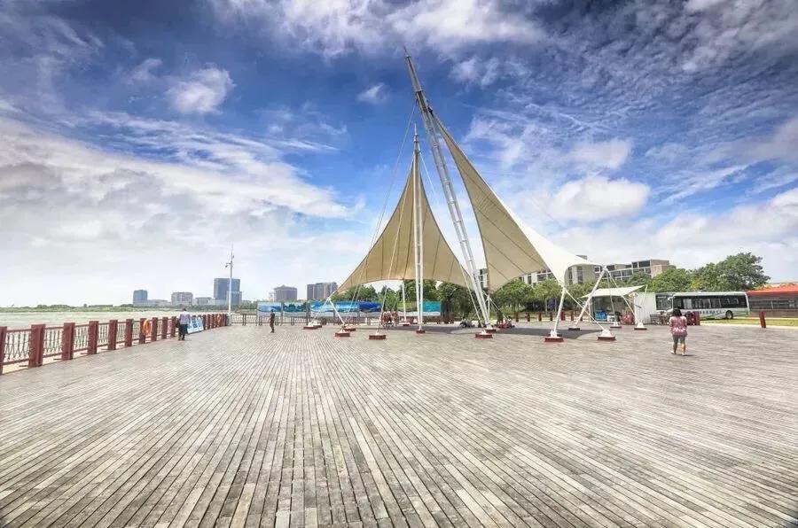 上海地铁沿线景点全部免费,上海地铁11号线上海赛车场