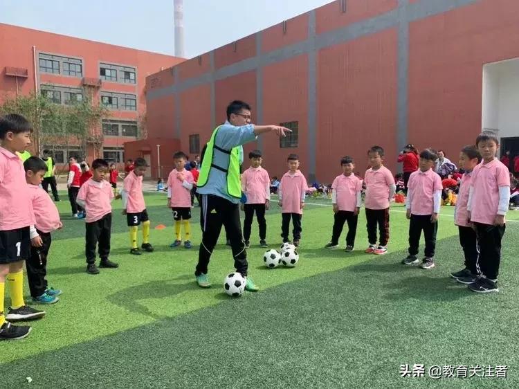 郑州市建设路小学足球,郑州市实验小学足球文化艺术节