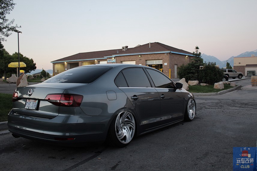 大众速腾改什么样的轮毂好看,改装速腾低趴