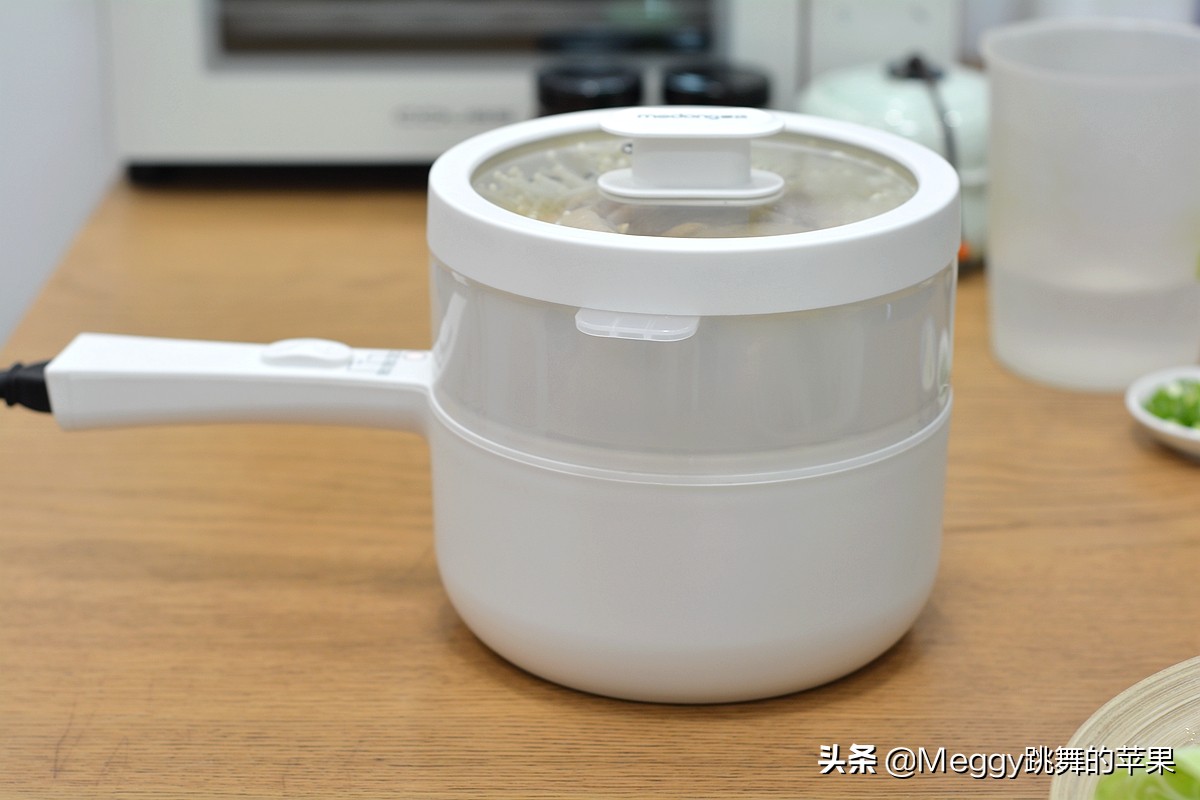 母女俩午餐简单又好吃,一家三口精致午餐