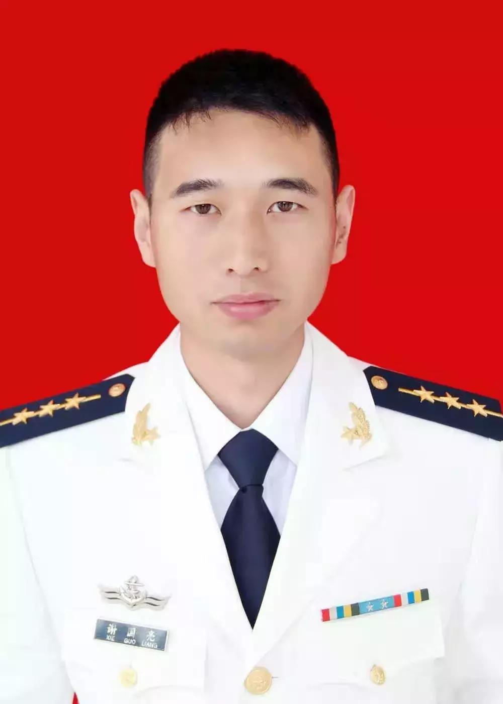 八一特辑退伍不褪色警营守初心,八一特辑兵在警营