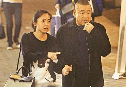 女演员刘銮雄简历,刘銮雄女性狙击手