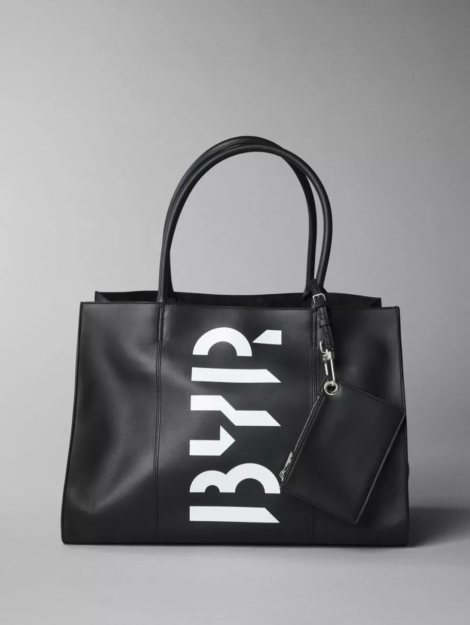 byredo无人区玫瑰香水多少钱,byredo香水无人区玫瑰和超级雪松