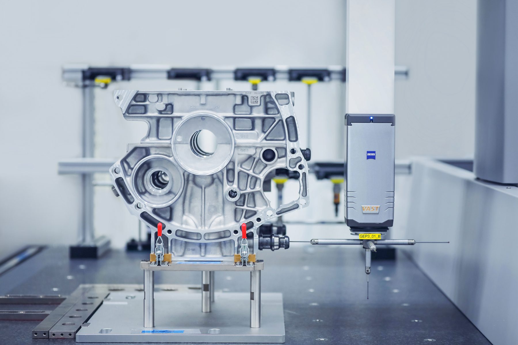 从“微米工厂”的表面，看看吉利动力体系的里面