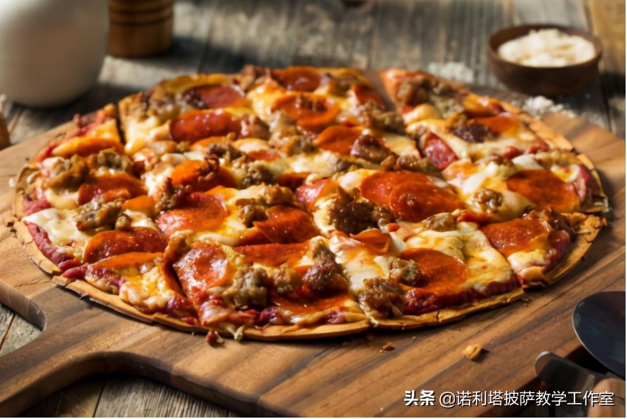披萨标准尺寸有哪些,披萨尺寸的选择标准是什么