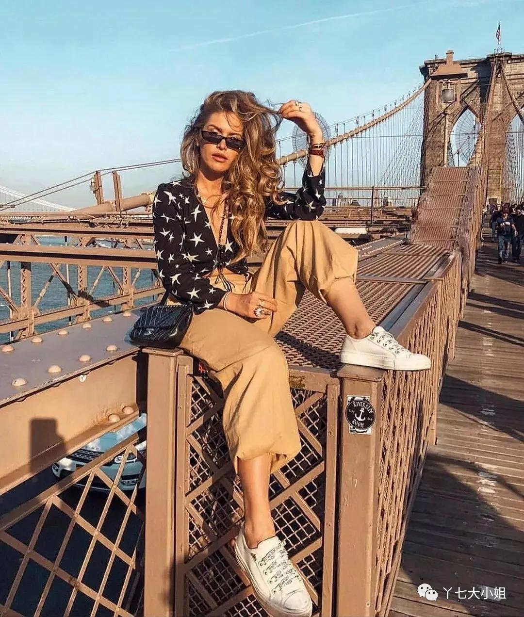 气质驼色让你随意搭配不出错,今秋必备的驼色让你时尚感up