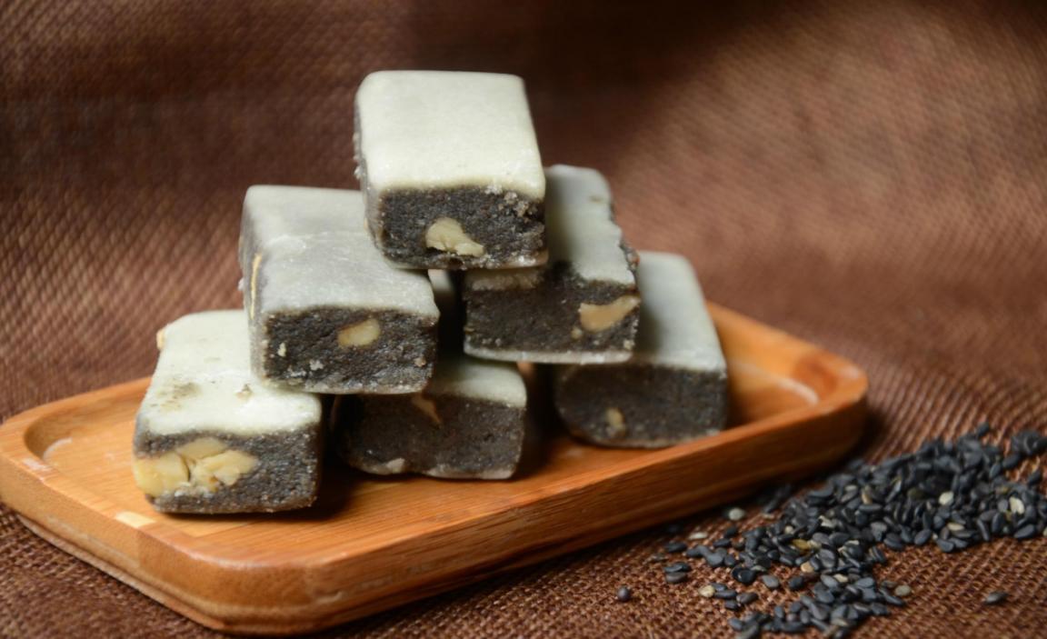 舌尖上的美食之广东甜点，下面的这两款最受欢迎，放假吃起来