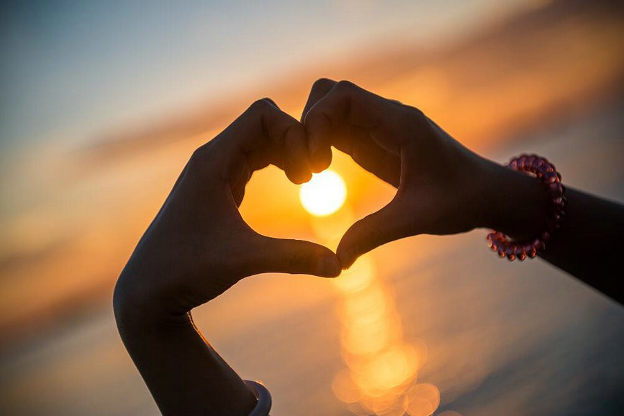 三亚酒店推荐最全攻略一览,三亚离市区近的酒店推荐