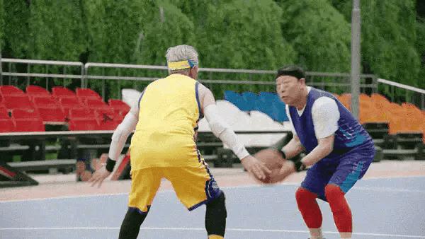 没事就“约架PK”！本山大叔的篮球情结是否可与辽篮一叙情缘？